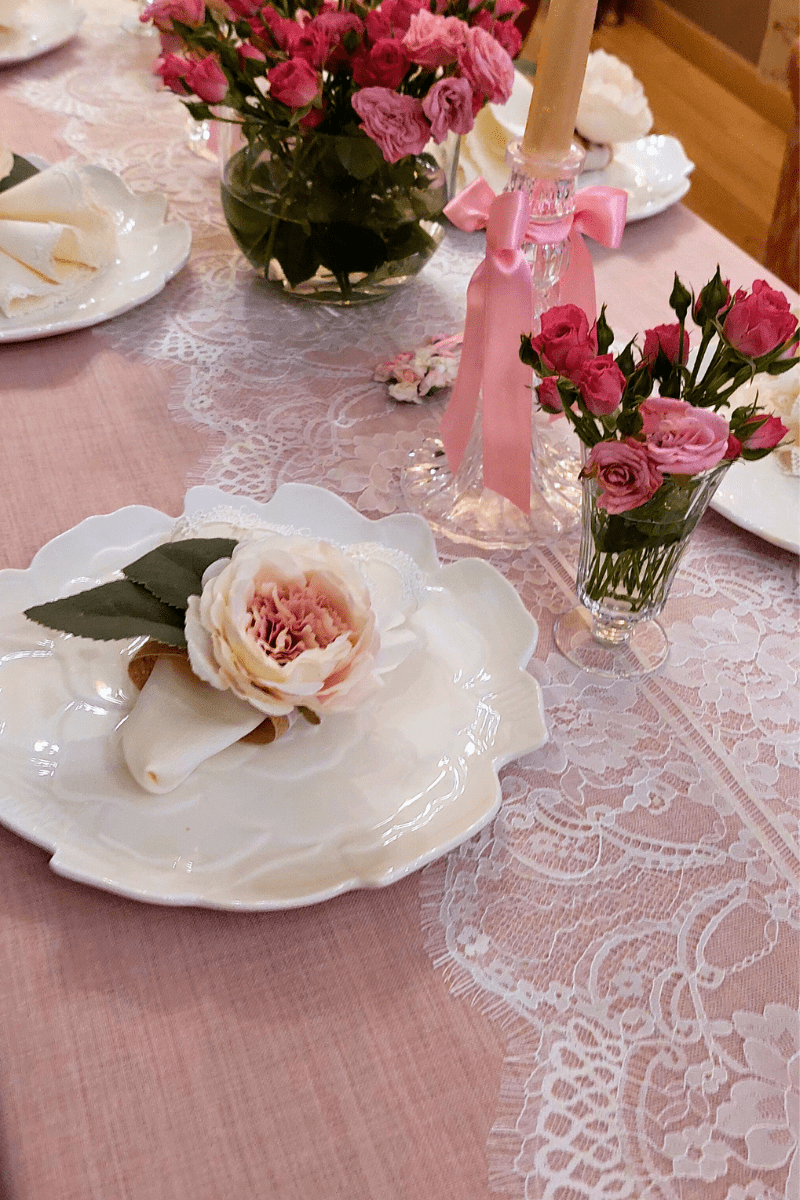 Dantel Bordürlü Masa Örtüsü | | nihalpancar