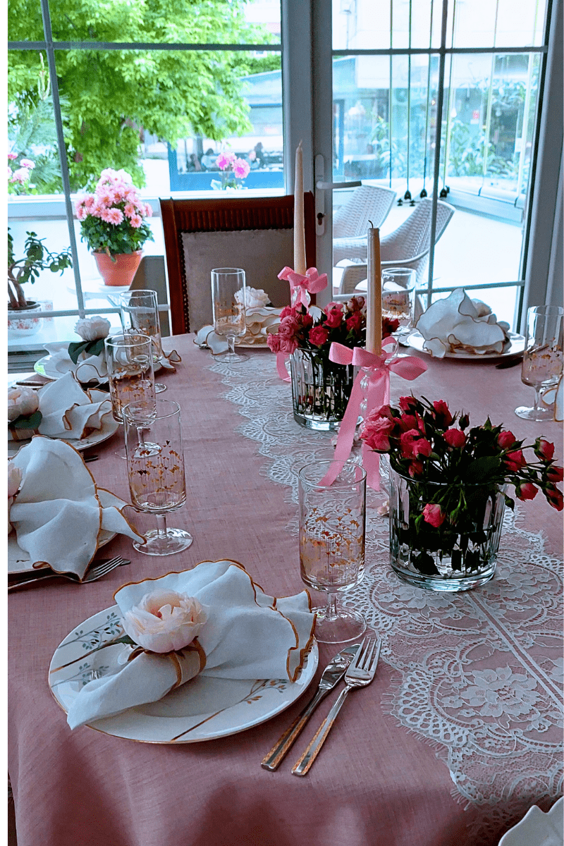 Dantel Bordürlü Masa Örtüsü | | nihalpancar